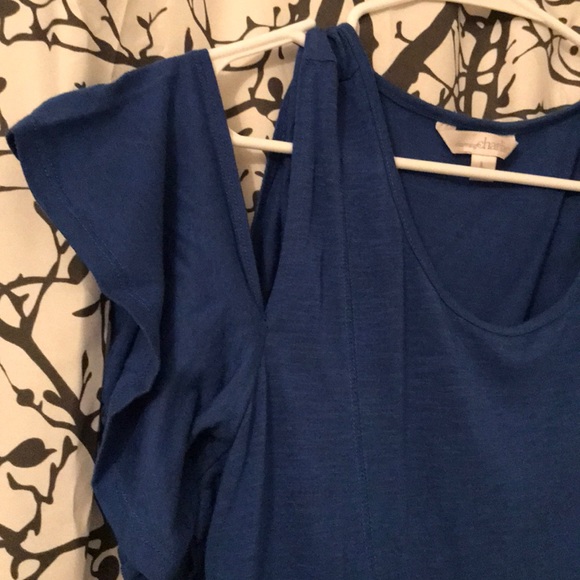Blue cold shoulder shirt - Picture 2 of 5